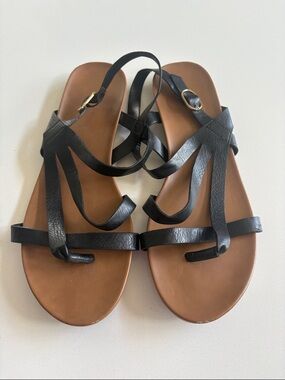 Kelly & Katie Women's Black Strappy Leather Sandals. Size 9.5